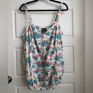 Torrid Women's White Floral Sleeveless Top Size Medium
